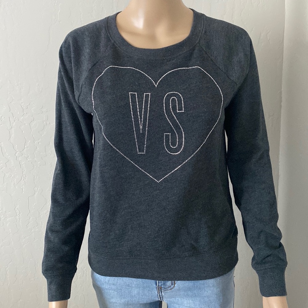 💎Victoria’s Secret Supermodel Essentials Heart Logo Rhinestone Pullover Sweater💎